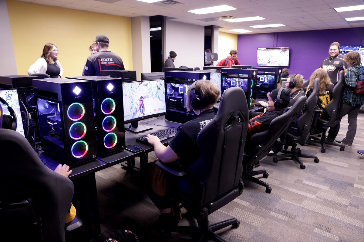 Esports Center