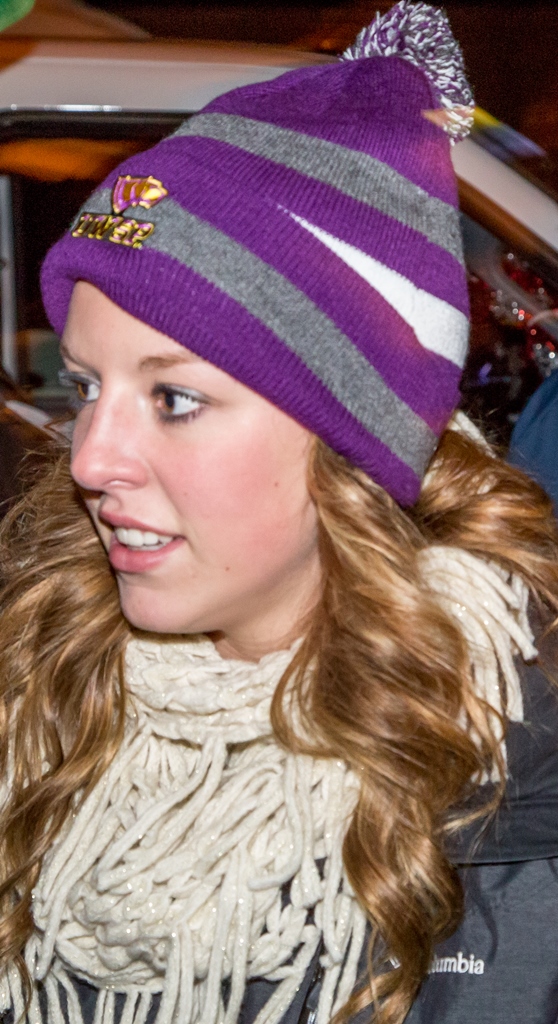 UW-Stevens Point student Mikayla Jankowski bundled up