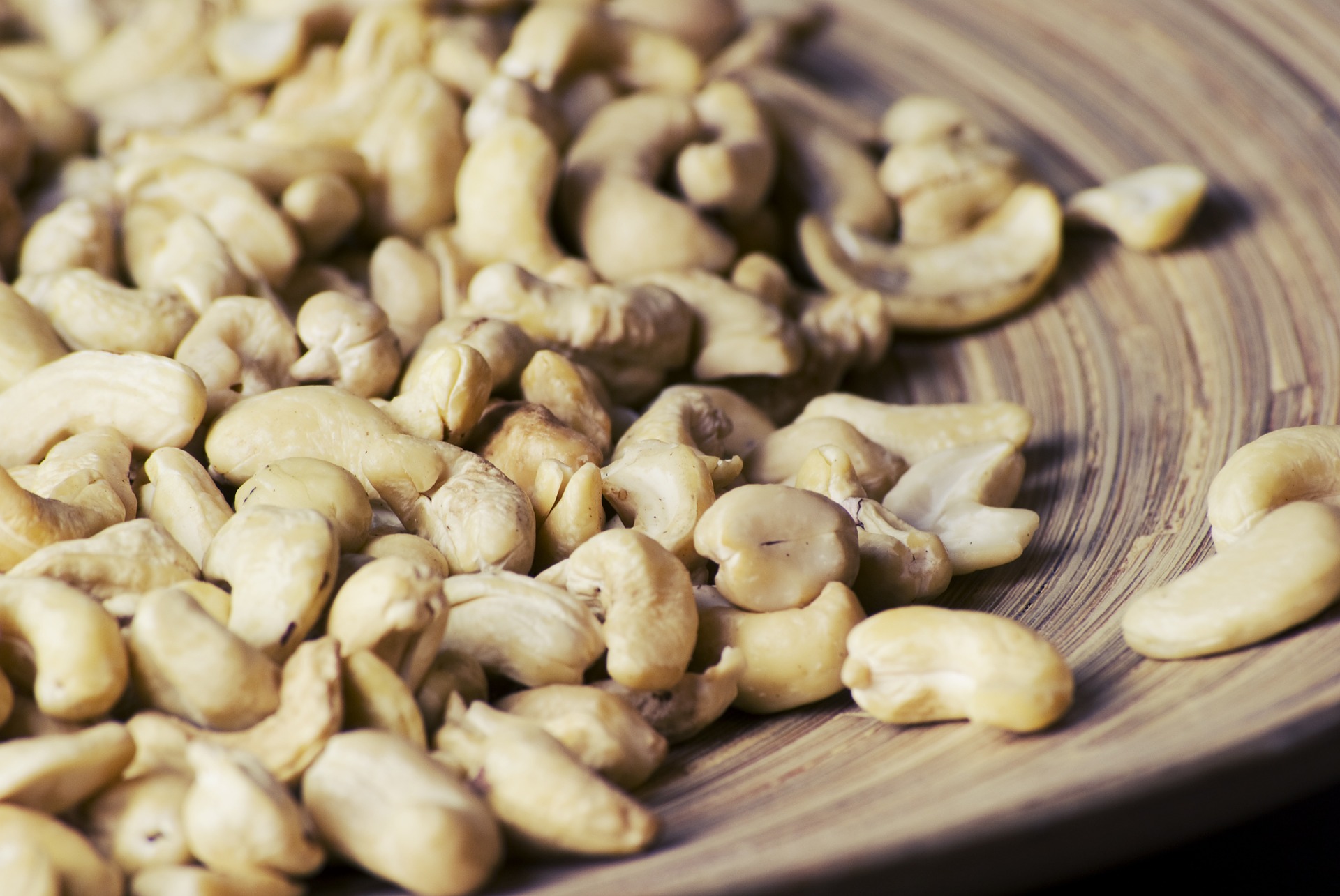 how to make vegan sour cream, Cashews